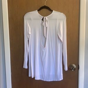 Aeri open back shirt
